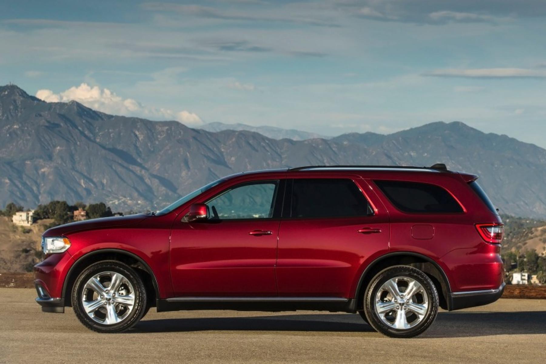 2014 Burgundy /Tan Dodge Durango Limited AWD (1C4RDJDGXEC) with an 3.6L V6 DOHC 24V engine, 8-Speed Automatic transmission, located at 3160 South Valley View Blvd, Las Vegas, NV, 89146, (888) 750-6845, 36.132458, -115.190247 - b64:VGhhbmtzIHRvIGl0cyB3ZWxjb21pbmcgaW50ZXJpb3IgYW5kIGV4Y2VsbGVudCBoaWdod2F5IG1hbm5lcnMsIHRoZSAyMDE0IERvZGdlIER1cmFuZ28gaXMgYSBncmVhdCBjaG9pY2UgZm9yIGEgc2V2ZW4tcGFzc2VuZ2VyIFNVVi4NCg0KdmVoaWNsZSBvdmVydmlldw0KVGhlIDIwMTQgRG9kZ2UgRHVyYW5nbyBpcyBvbmUgb2Ygb3VyIGZhdm9yaXRlIG9wdGlvbnMgZm9yIGEgc2l4LSBvciBz - Photo #6