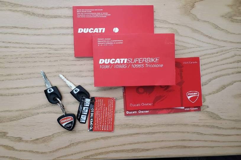 2008 Ducati 1099 S S (ZDM1XBEW18B) with an 1,098 cc L twin engine, Six-Speed Dry Clutch transmission, located at 1313 Las Vegas Blvd, North Port, FL, 34286, (888) 750-6845, 36.002834, -115.201302 - The Ducati 1098S boasts some gorgeous bodywork and slick design cues, but its real masterpiece lies beneath those pretty plastic panels. Underneath is a tubular steel trellis frame optimized for stiffness, and an L-twin engine produces 160 horsepower and 90.4 lb-ft of torque, routing exhaust fumes t- Photo#14