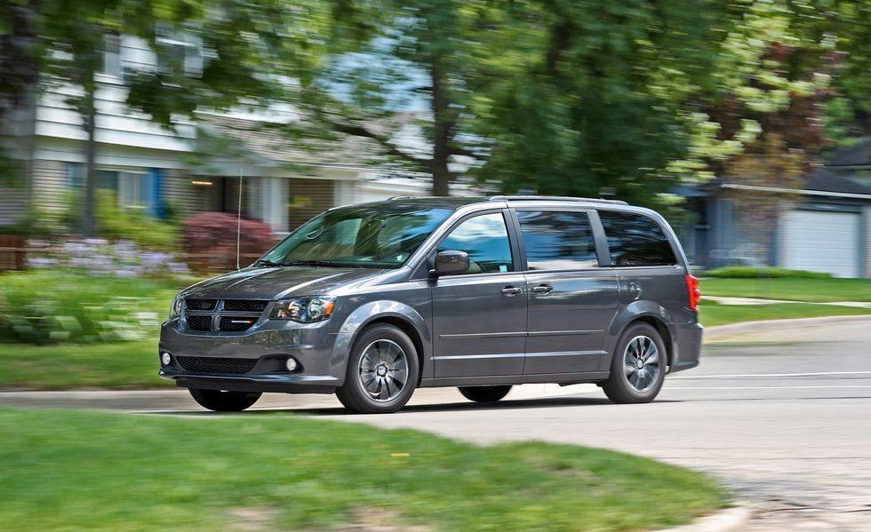 2017 Silver /Black Dodge Grand Caravan GT (2C4RDGEG0HR) with an 3.6L V6 DOHC 24V engine, 6A transmission, located at 1313 Las Vegas Blvd, North Port, FL, 34286, (888) 750-6845, 36.002834, -115.201302 - The 2017 Dodge Grand Caravan is all about transporting a bunch of people at an affordable price. This seven-passenger minivan undercuts its least expensive competitor by thousands of dollars when new. Even when loaded to the hilt with options, the price tag doesn't come close to its high-rent rivals- Photo#0