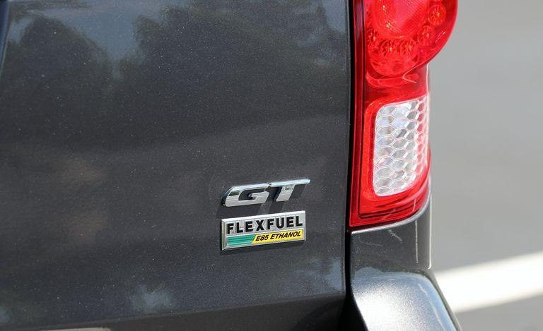 2017 Silver /Black Dodge Grand Caravan GT (2C4RDGEG0HR) with an 3.6L V6 DOHC 24V engine, 6A transmission, located at 1313 Las Vegas Blvd, North Port, FL, 34286, (888) 750-6845, 36.002834, -115.201302 - The 2017 Dodge Grand Caravan is all about transporting a bunch of people at an affordable price. This seven-passenger minivan undercuts its least expensive competitor by thousands of dollars when new. Even when loaded to the hilt with options, the price tag doesn't come close to its high-rent rivals- Photo#9