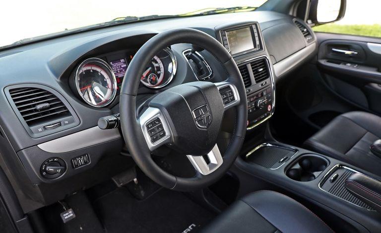 2017 Silver /Black Dodge Grand Caravan GT (2C4RDGEG0HR) with an 3.6L V6 DOHC 24V engine, 6A transmission, located at 1313 Las Vegas Blvd, North Port, FL, 34286, (888) 750-6845, 36.002834, -115.201302 - The 2017 Dodge Grand Caravan is all about transporting a bunch of people at an affordable price. This seven-passenger minivan undercuts its least expensive competitor by thousands of dollars when new. Even when loaded to the hilt with options, the price tag doesn't come close to its high-rent rivals- Photo#12